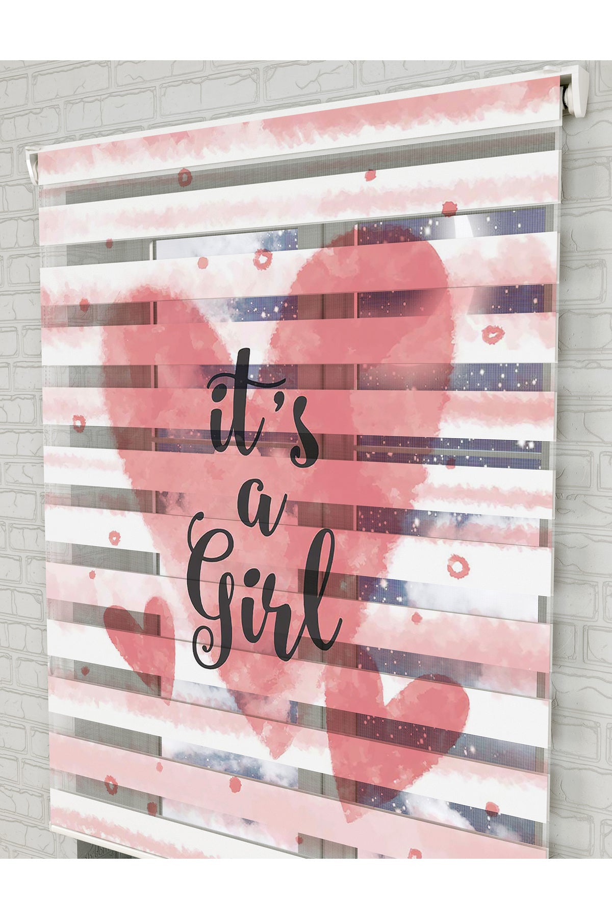 bebek odası zebra perde