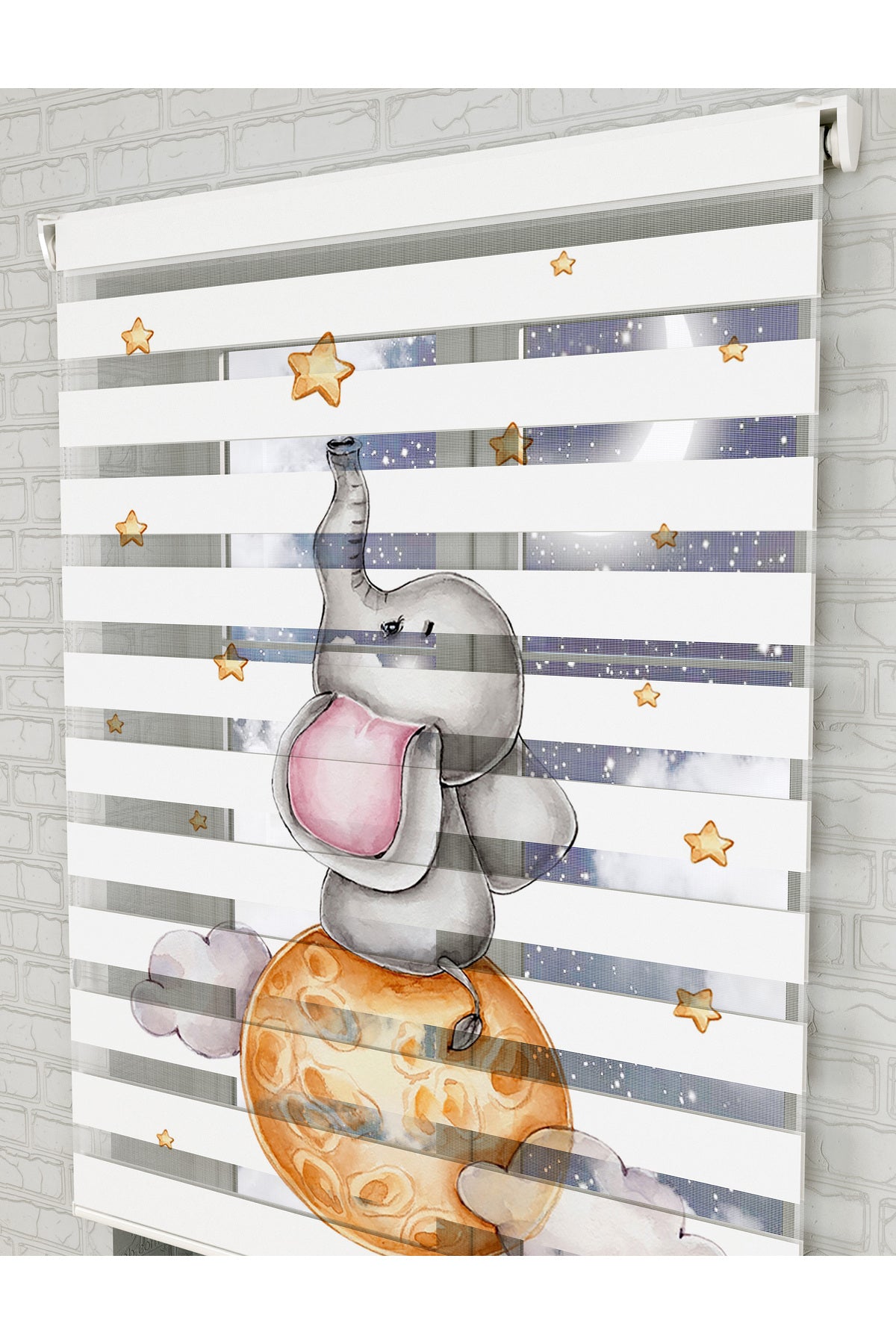 bebek odası zebra perde