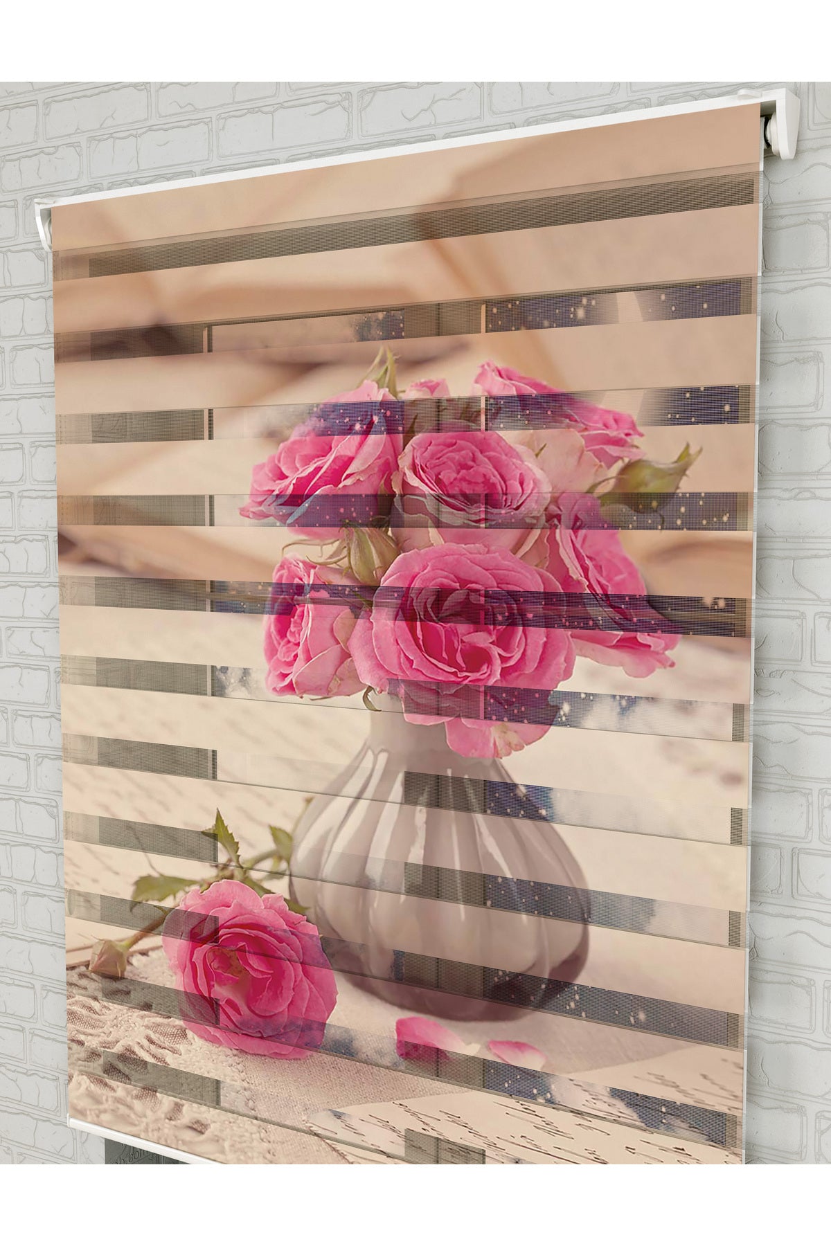 bebek odası zebra perde