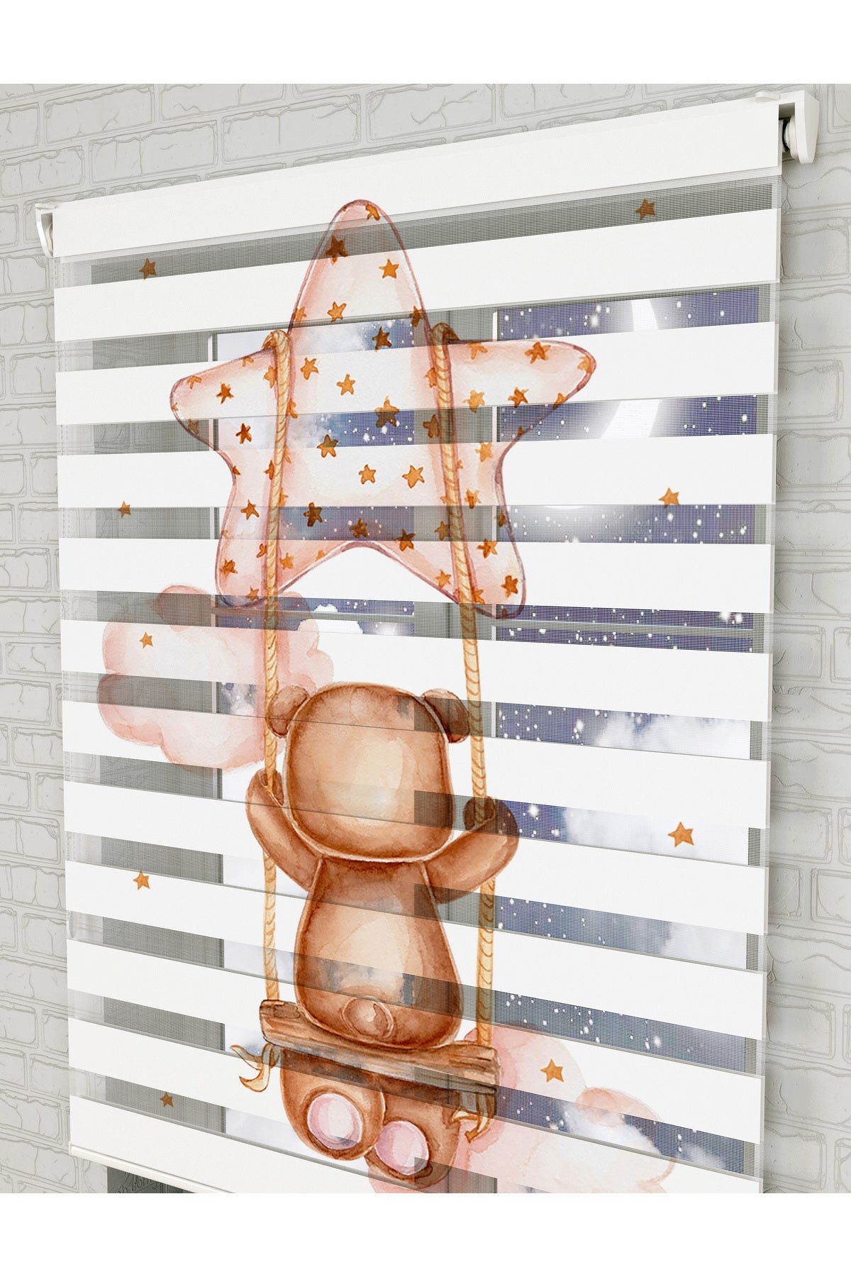 bebek odası zebra perde