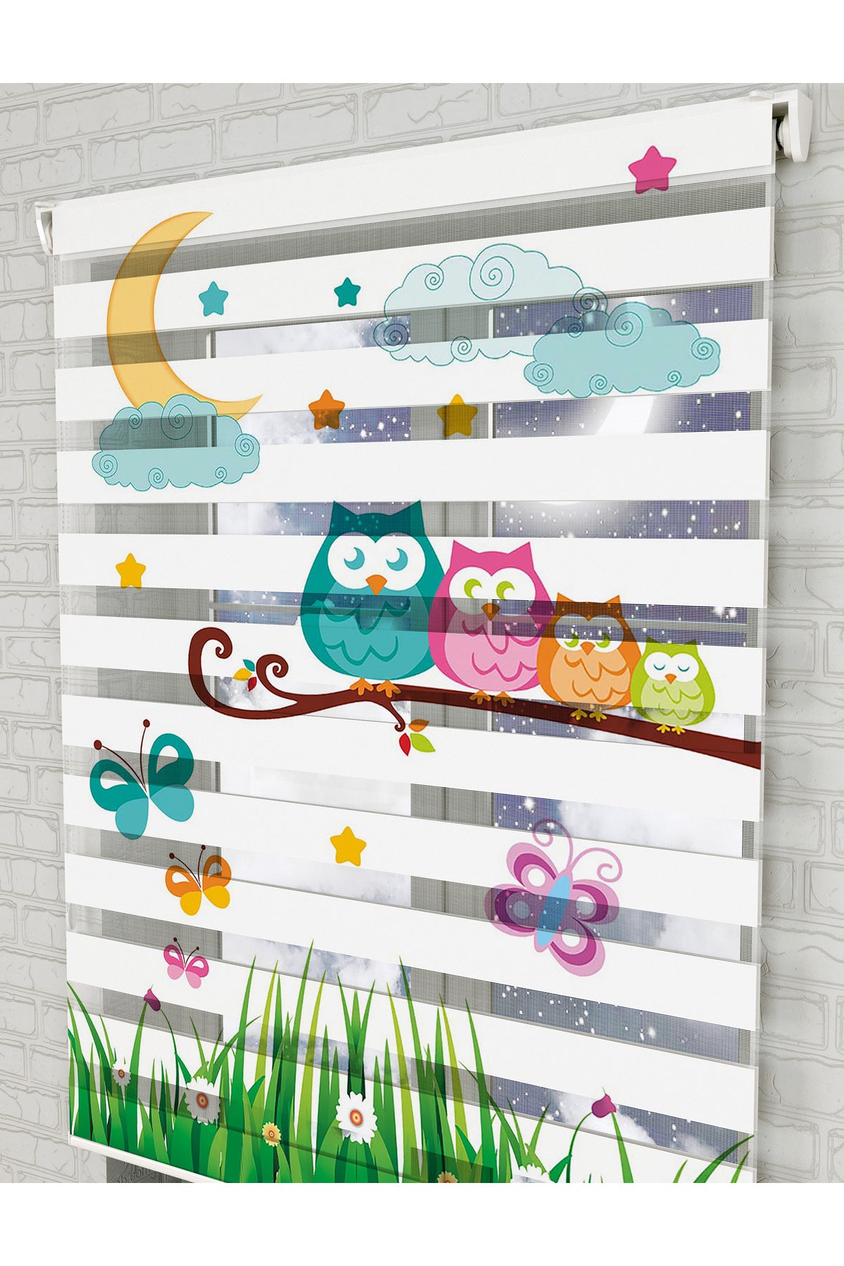 bebek odası zebra perde