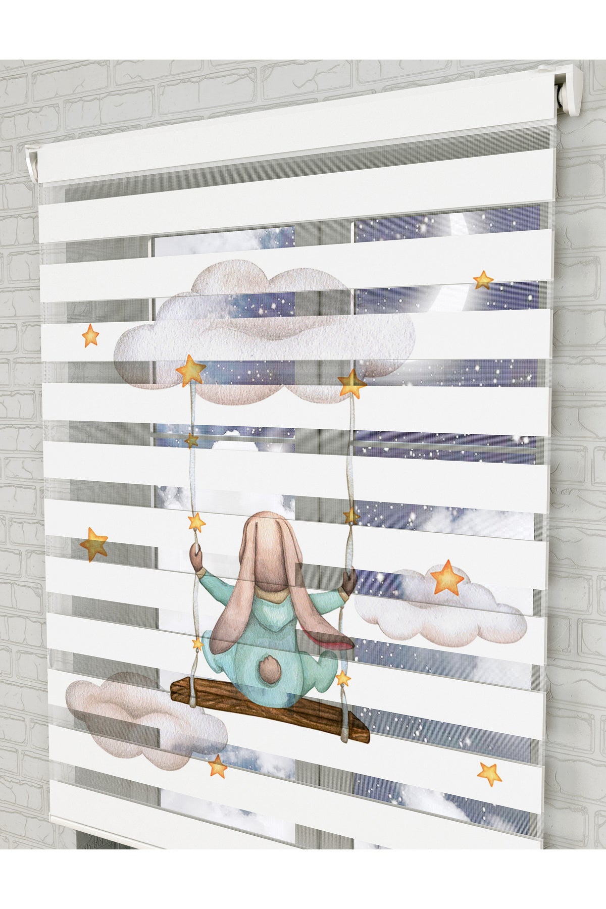 bebek odası zebra perde