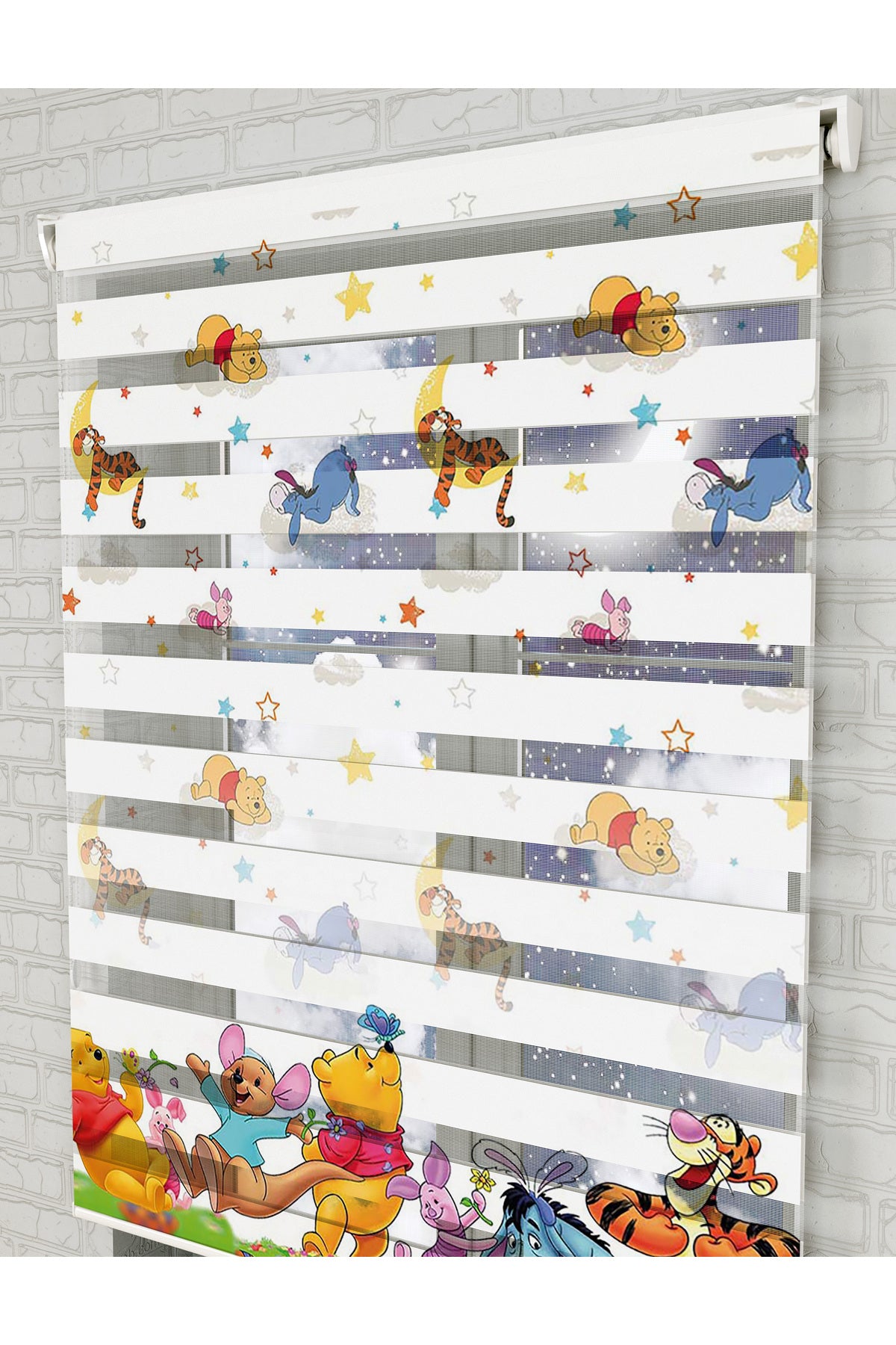 bebek odası zebra perde