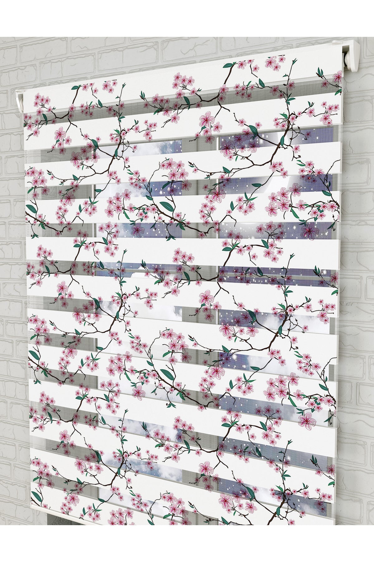 bebek odası zebra perde