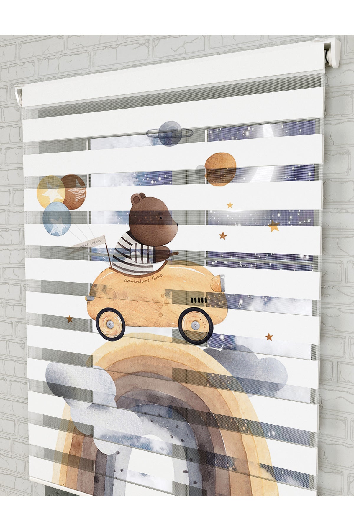 bebek odası zebra perde