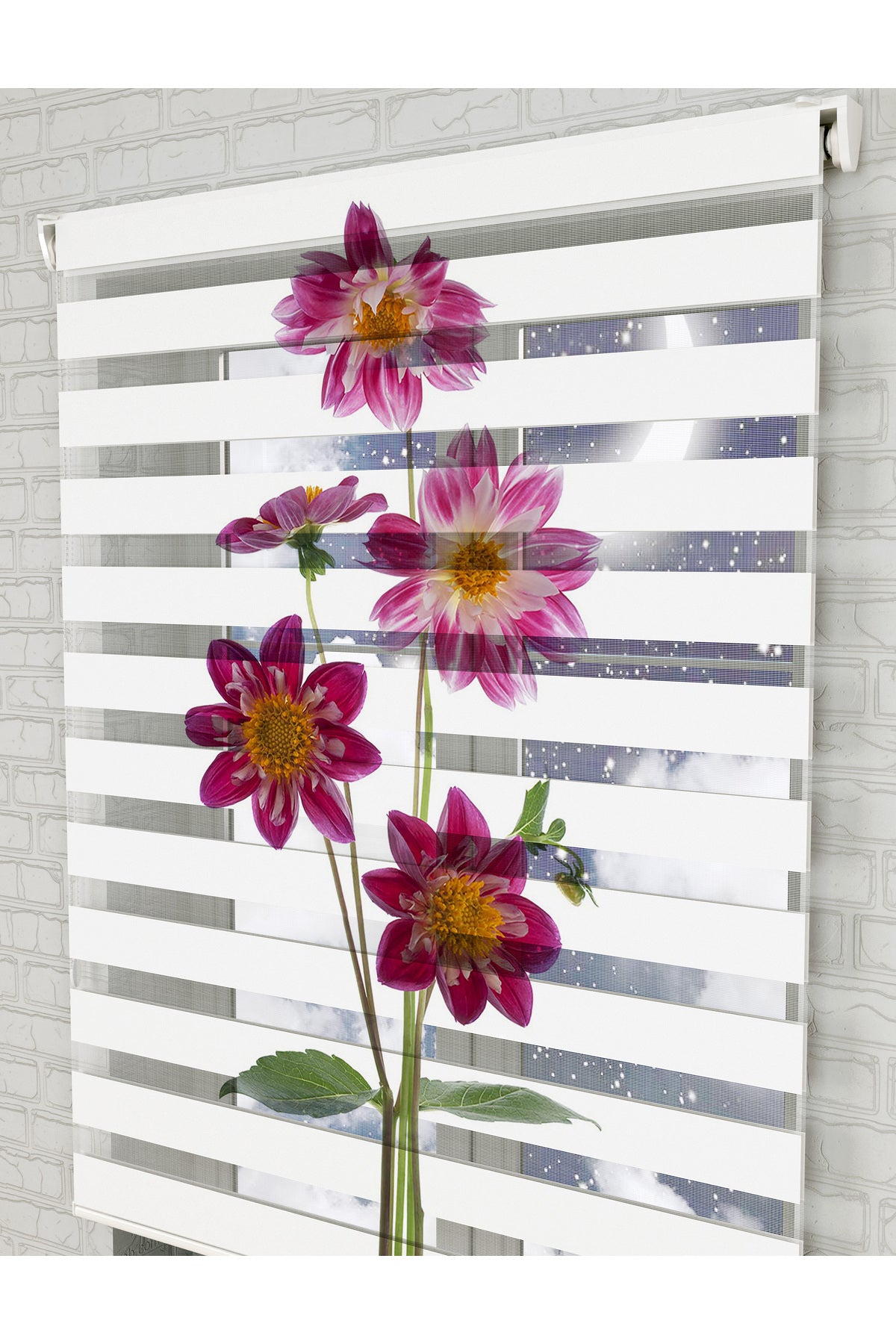 bebek odası zebra perde