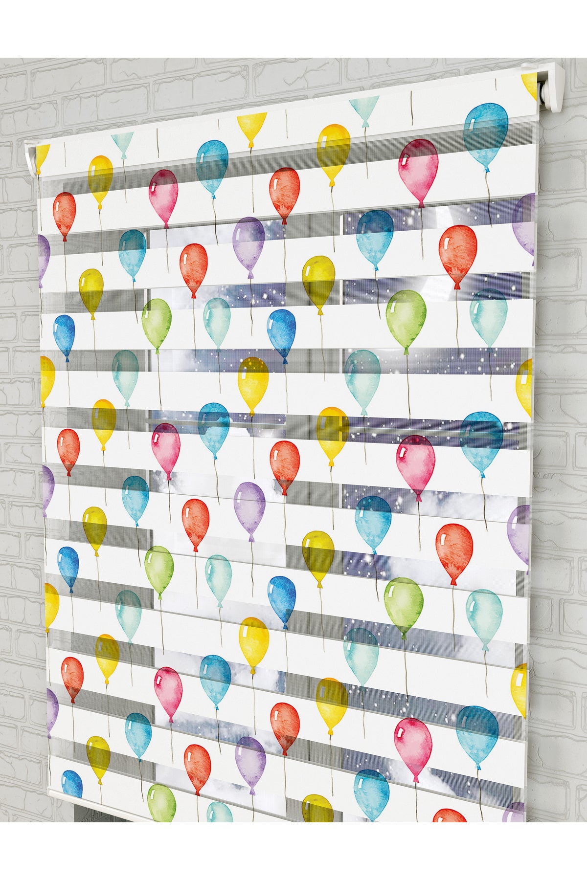 bebek odası zebra perde