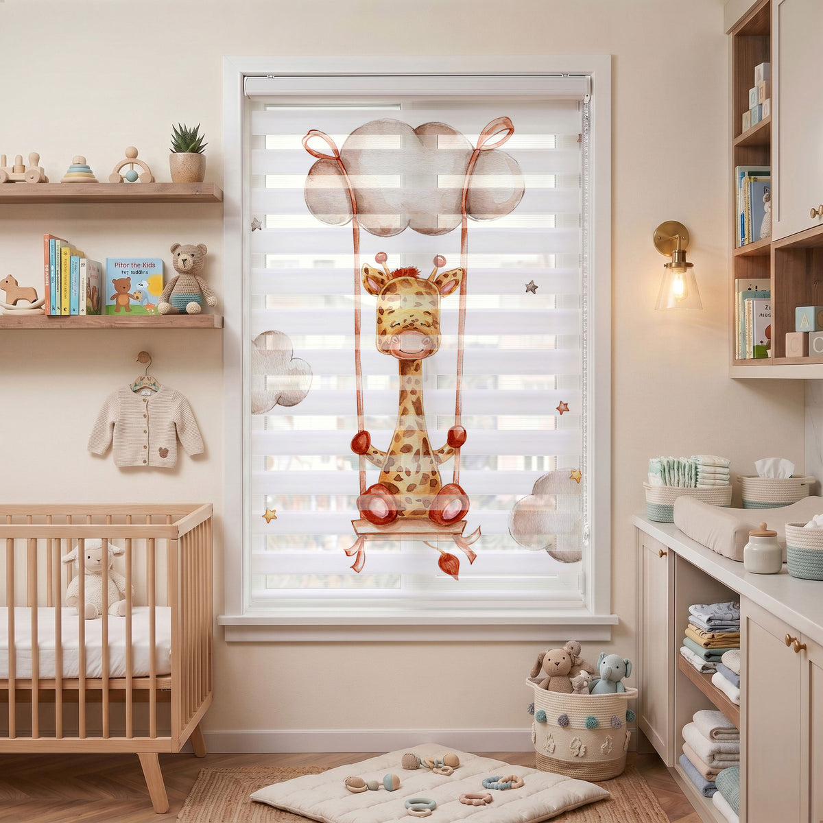 Bulut Salıncağında Yavru Zürafa Bebek Odası Zebra Stor Perde