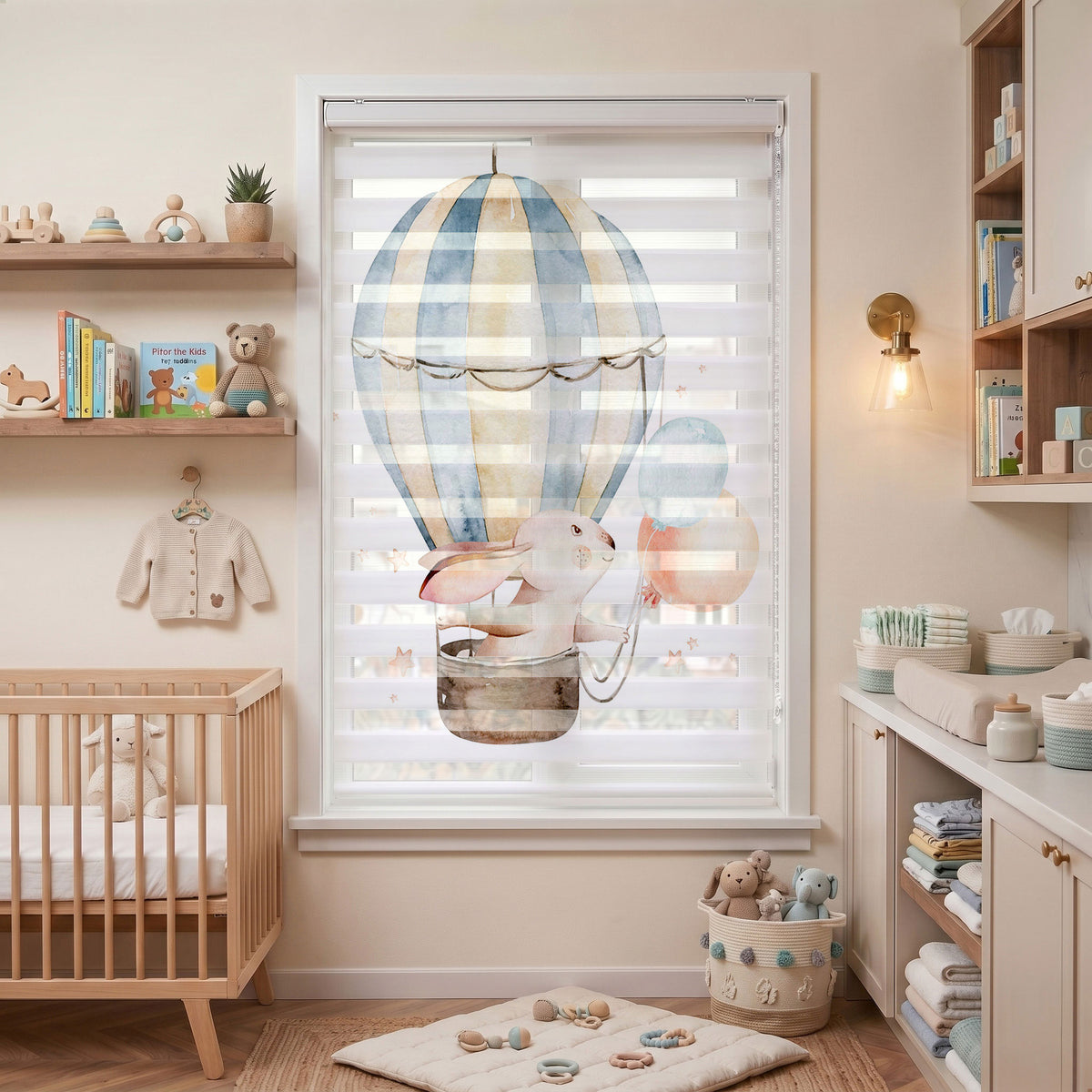 Mavi Uçan Balonda Sevimli Tavşan Zebra Stor Perde
