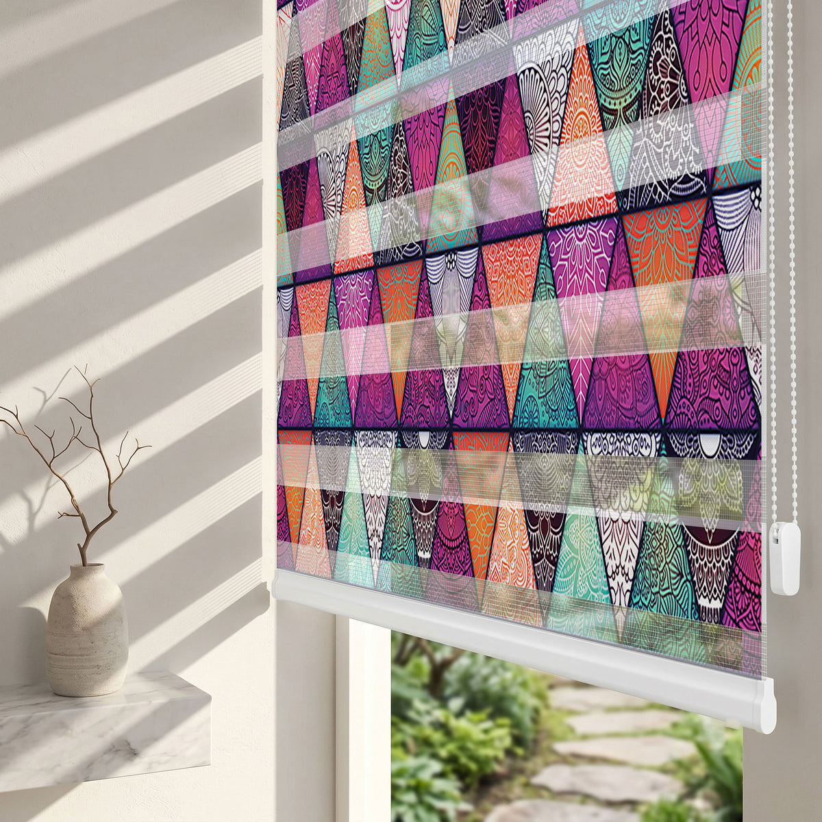 Renkli Mandala Üçgen Patchwork Salon Zebra Stor Perde – ürün görseli 2