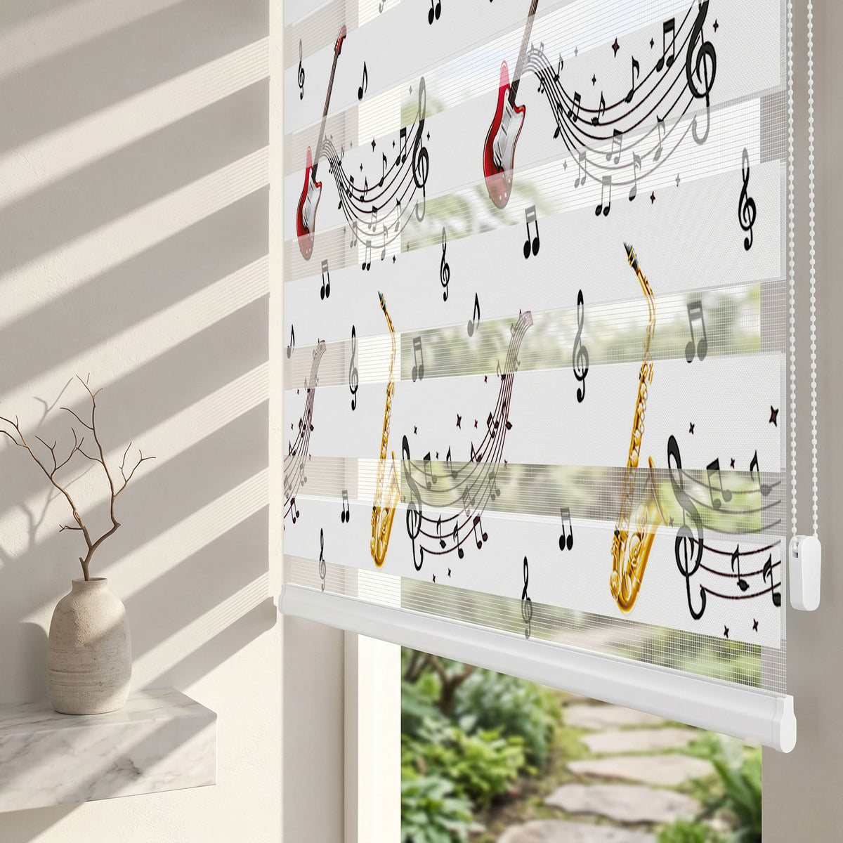 Gitar Saksafon ve Müzik Notaları Genç Odası Zebra Stor Perde – ürün görseli 2