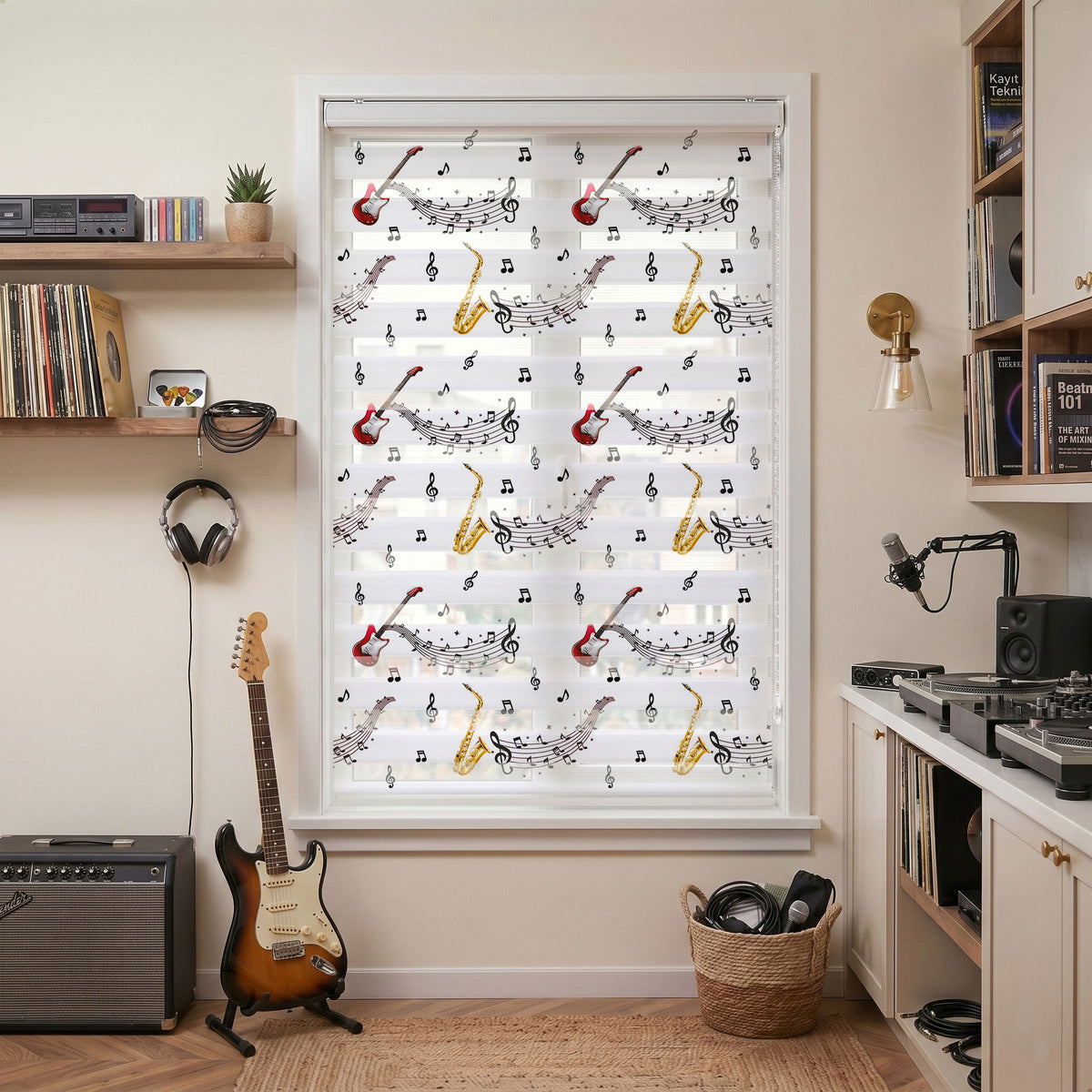 Gitar Saksafon ve Müzik Notaları Genç Odası Zebra Stor Perde – ürün görseli 7