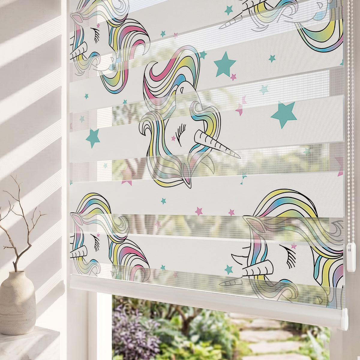 Gökkuşağı Yeleli Unicorn Yıldız Çocuk Odası Zebra Stor Perde