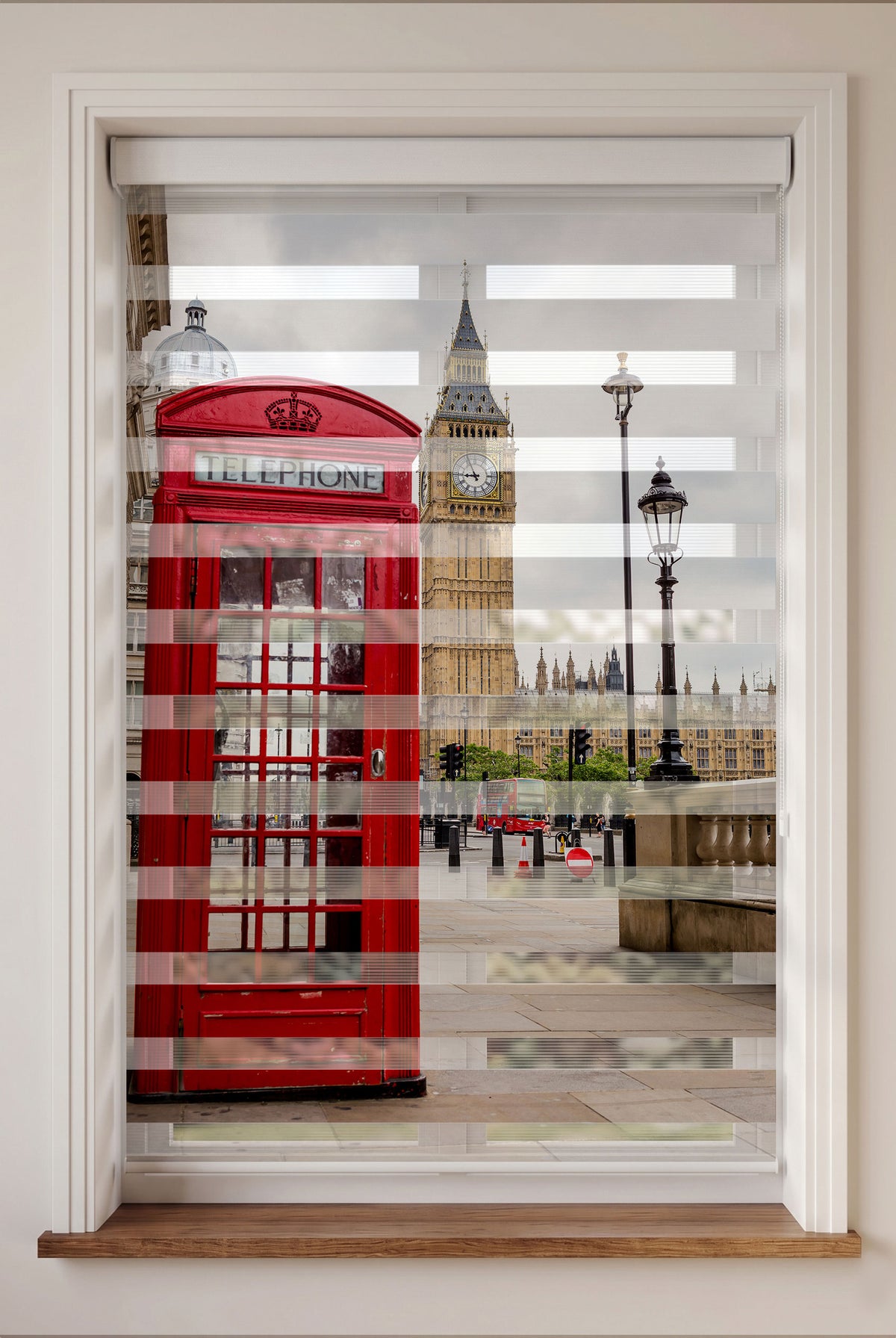 Londra Kırmızı Telefon Kulübesi Salon Zebra Stor Perde – ürün görseli 3
