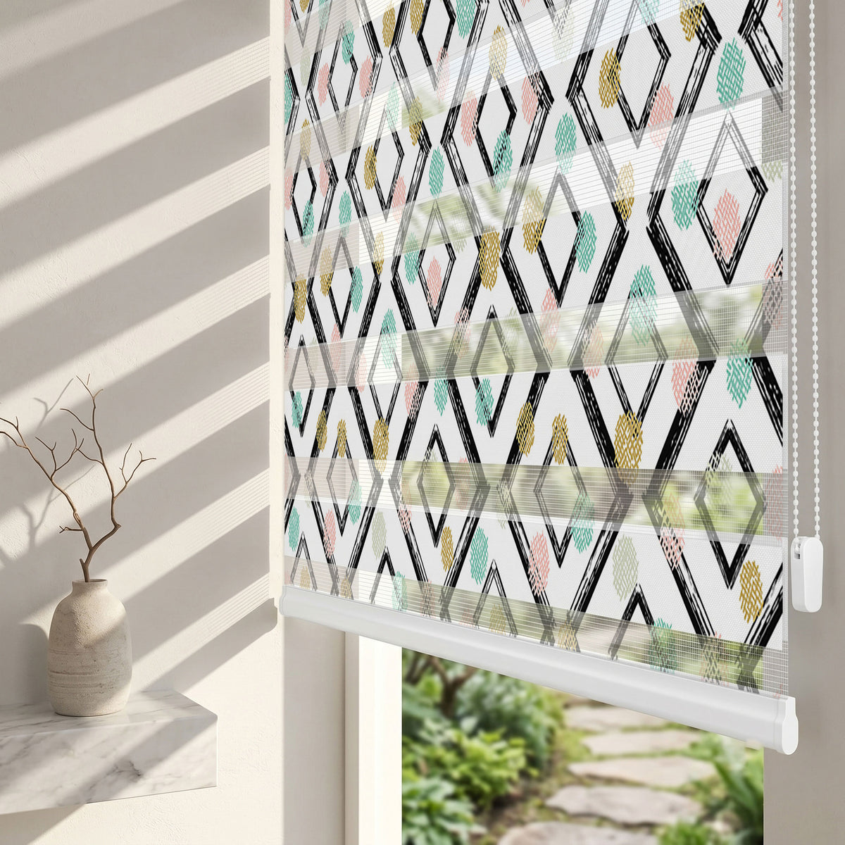 Fırça Darbeli Geometrik Şekiller Genç Odası Zebra Stor Perde – ürün görseli 2