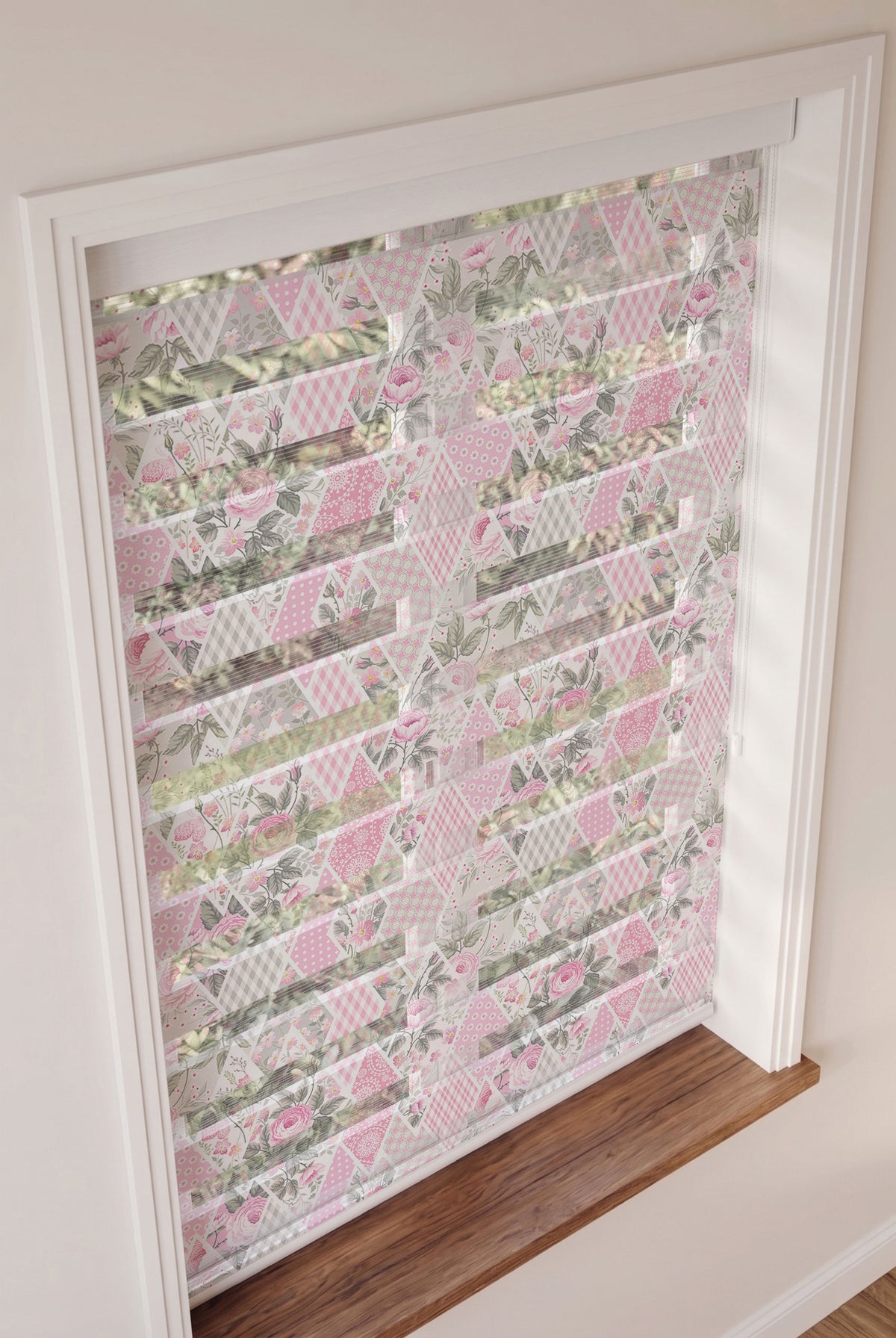 Pembe Güllü Patchwork Dörtgenler Zebra Stor Perde – ürün görseli 3