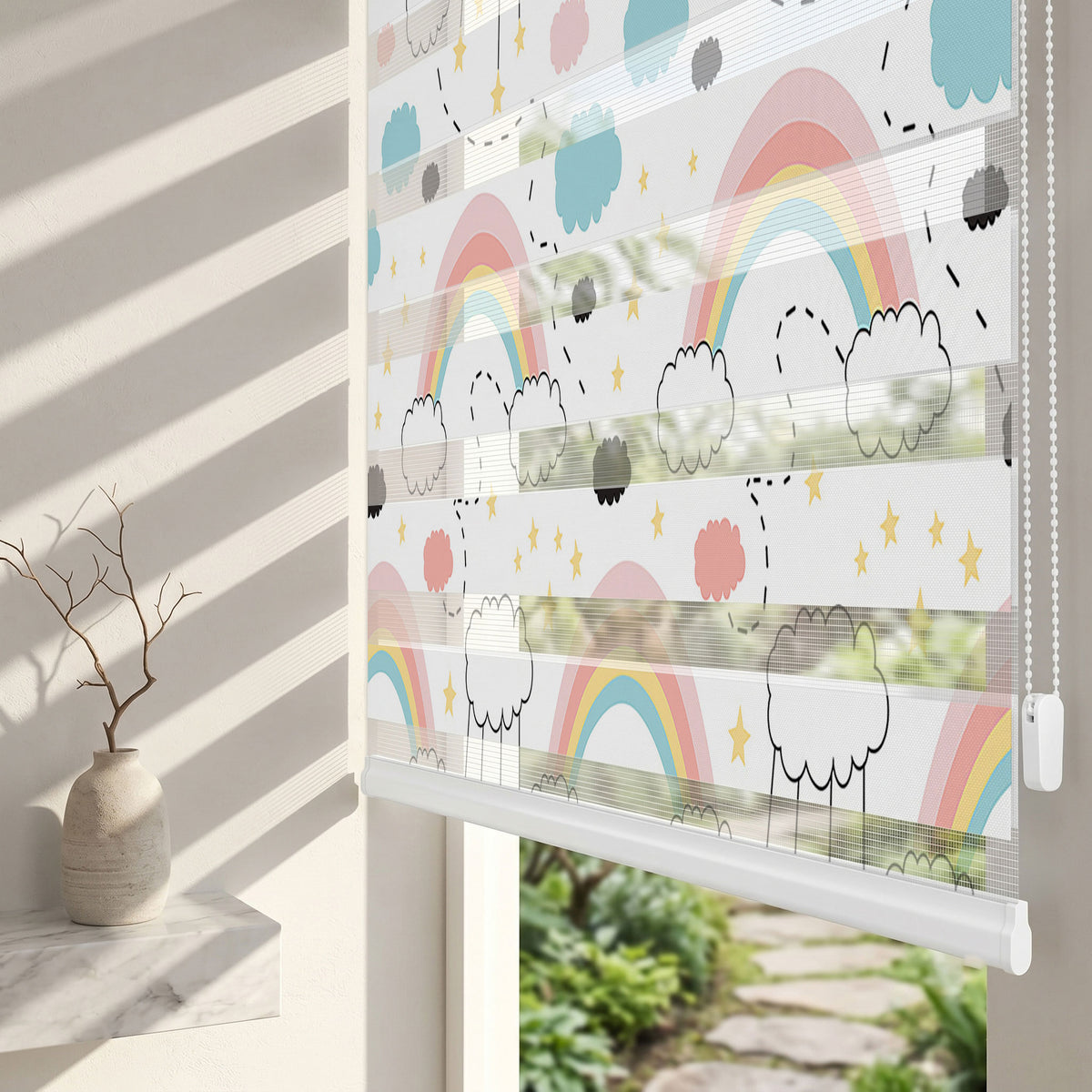 Pastel Gökkuşağı ve Bulutlar Bebek Odası Zebra Stor Perde – ürün görseli 2