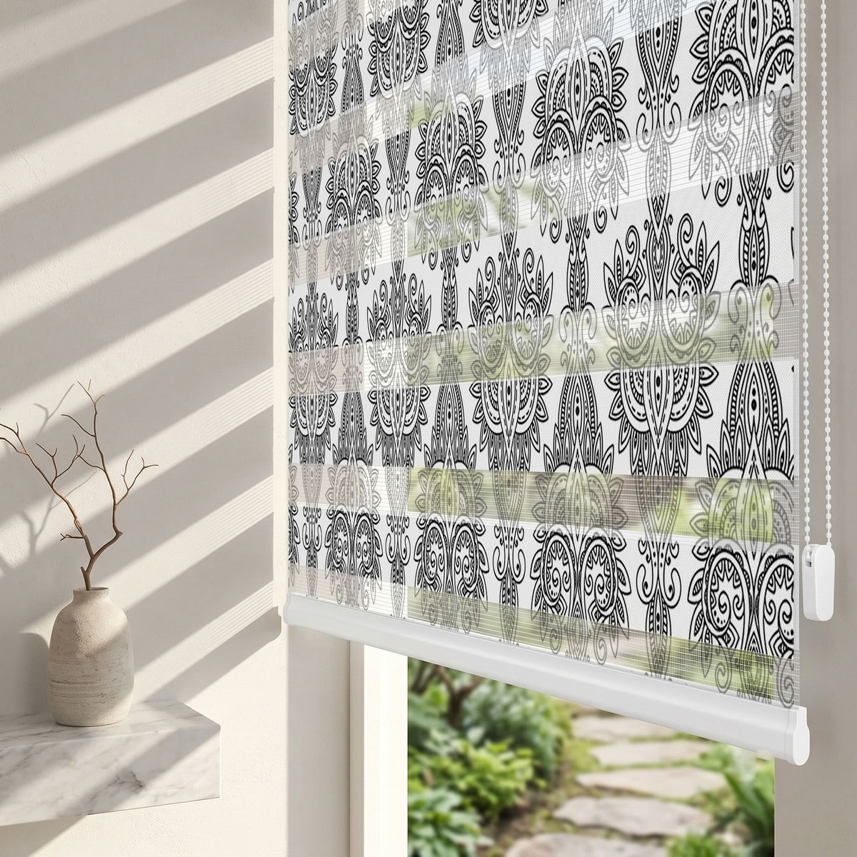 Siyah Beyaz Ornament Desen Salon Zebra Stor Perde – ürün görseli 2