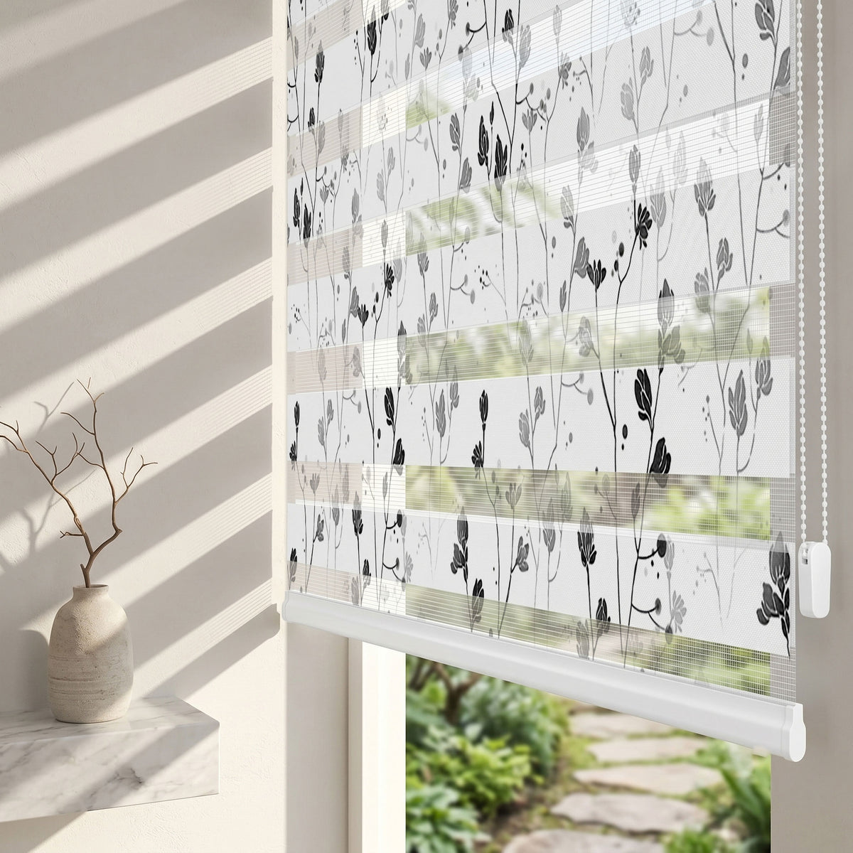 Siyah Gri İnce Dallı Çiçekler Yatak Odası Zebra Stor Perde – ürün görseli 2