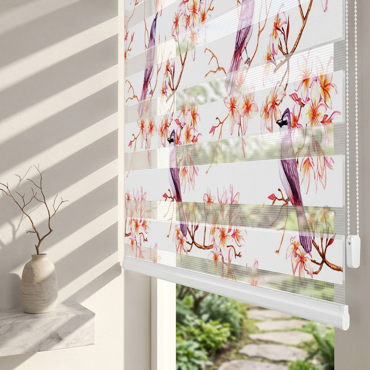 Frangipani Çiçekleri Mor Kuşlar Yatak Odası Zebra Stor Perde – ürün görseli 2