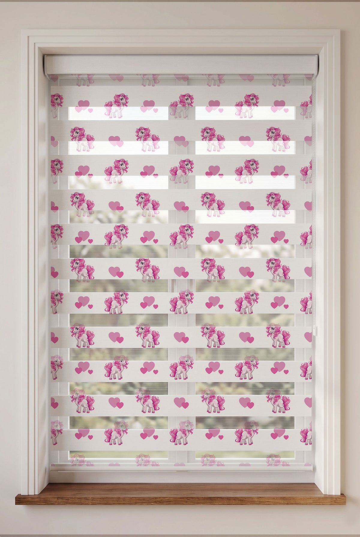 Pembe Yeleli Atlar ve Kalpler Çocuk Odası Zebra Stor Perde – ürün görseli 6