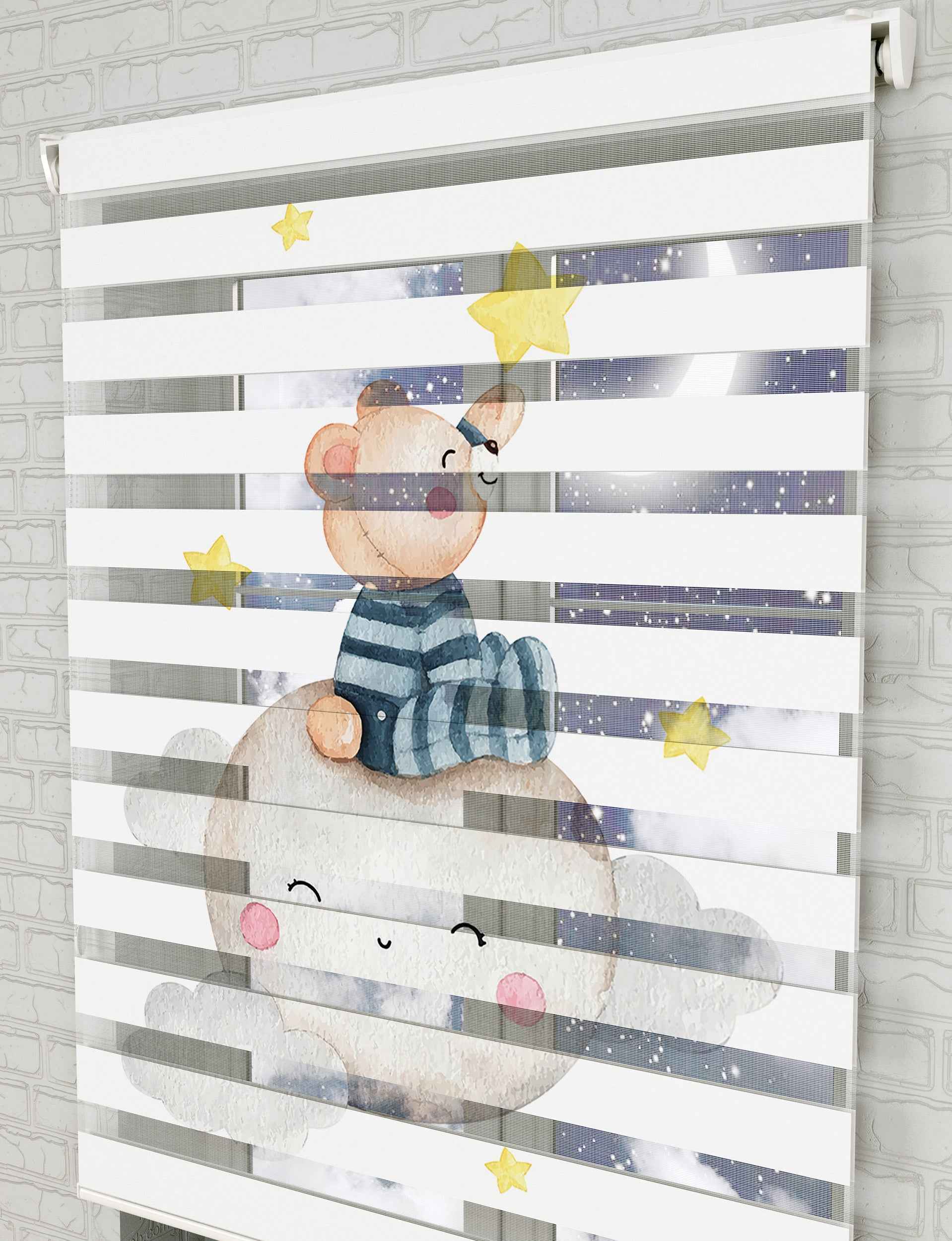 Gezegen üstünde sevimli Ayıcık ve Yıldızlar Baskılı Zebra Perde - Bebek Odası Perdesi - AD HOME Tekstil